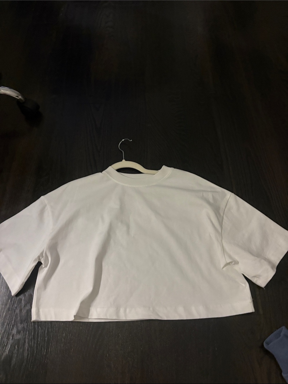 gaze White Cropped Crewneck Tee